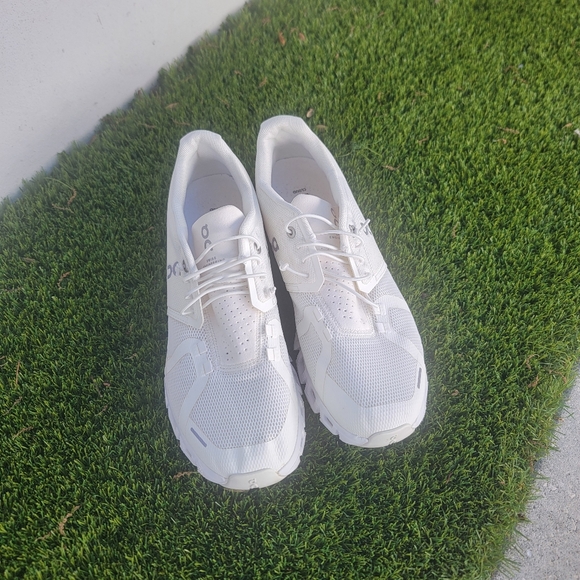 On Cloud 5 Women's Athletic White Running Sneakers Size 9.5 - Picture 14 of 16